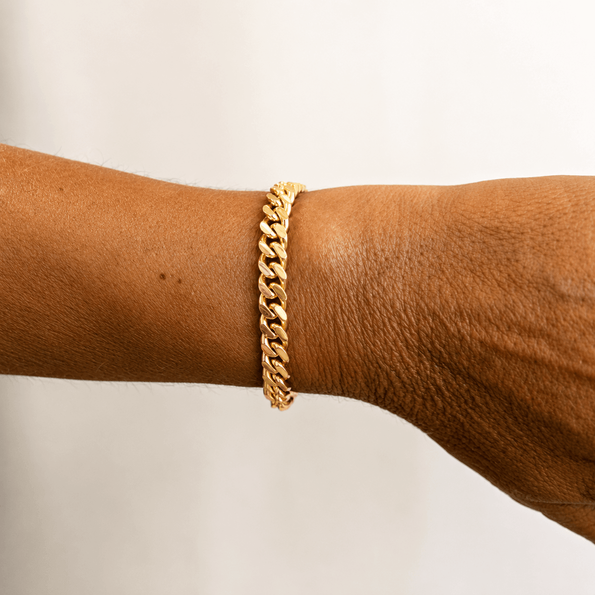Unchained Bracelet